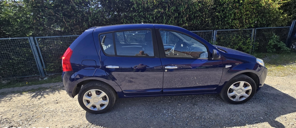 Dacia Sandero cena 10900 przebieg: 131000, rok produkcji 2009 z Szubin małe 37
